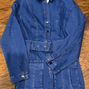 NWT Bloomingdale’s Stylish Blue Denim Jacket with Belt